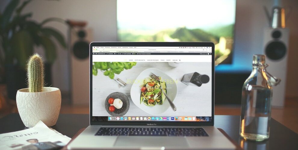 Effective Ways to Improve the Quality of a Website Using the Power of Analytics