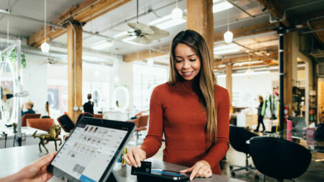 Strategies-to-win-the-Customer-Experience-Race-in-the-Digital-Era